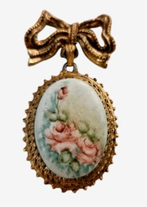 Vintage Florenza Hand Painted Porcelain Gold Tone Brooch/Pin/Pendant (No Pin) - Picture 1 of 5