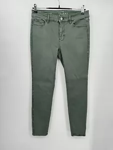 White House Black Market Women's Size 4 Green Skinny Crop - Picture 1 of 7