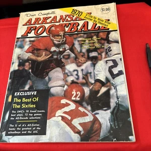 1970 Arkkasas Football Magizine - Picture 1 of 5