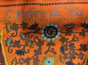 HERMES Cachemira Seda Chal Bufanda 140 L'ARBRE DE VIE Naranja Con Etiquetas Sin Caja Usado. - Imagen 1 de 10