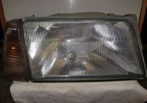 Alfa Romeo 164 headlamp - Picture 1 of 2