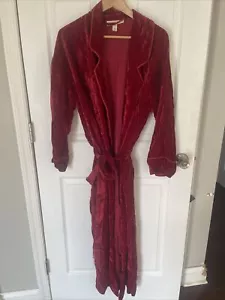 VICTORIA'S SECRET Vintage Plush Red Crushed Velvet ROBE, Medium, Belt Fringe - Picture 1 of 5