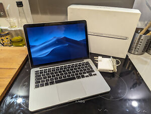 Apple MacBook Pro 13" 2.6 GHz Intel Core i5, 16 GB DDR3 RAM, 1 TB SSD (A1502)