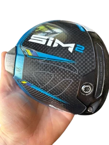 TaylorMade SIM2 9.0 Degree Driver Head Only RH READ - Picture 1 of 2