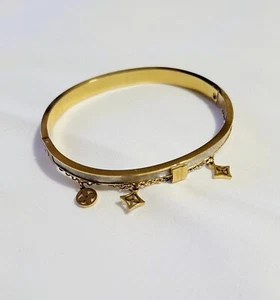 LOUIS V bangle bracelet Gold tone size 7 stainless steel. With Lab Mother Pearl - Picture 1 of 4