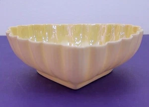 Belleek Ireland Cuenco en Forma de Corazón 5 1/2" 3ª Marca Negra 105 - Imagen 1 de 5
