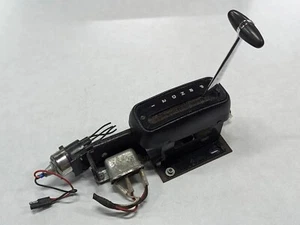76 Jaguar XJ6 Series II Shifter gate automatic transmission selector lever - Picture 1 of 13