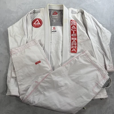 Gracie Barra Gi A3 Blanco BJJ Kimono Conjunto Chaqueta Top y Pantalones GB1 Equipe Atleta Foto 1 de 4