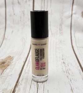 Base Hard Candy Glamoflauge Cobertura Completa 16 Horas + Sin Aceite 1500 Marfil - Imagen 1 de 6