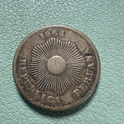 1864 Peru Un 1 Centavo VF Radiant Sun Coin - Image 1 of 4