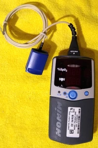 Oxímetro de pulso Nonin PalmSat 2500A usado monitor de oxígeno médico uso de salud en el hogar - Imagen 1 de 4