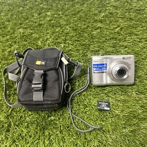 Olympus FE 210 Digital Camera Silver 7.1MP Tested & Works w/ SD Card & Bag - Picture 1 of 13