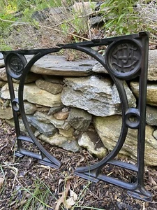 Rare hartford public school cast iron HPS legs for coffee table, shelf etc - Picture 1 of 4