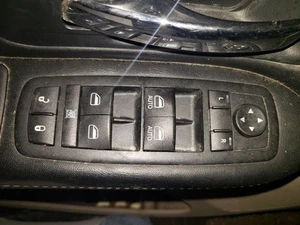 Driver's Master Door Switch Fits 12-20 TOWN AND COUNTRY 224298 - Picture 1 of 12