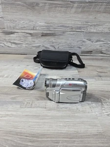 Cámara de video digital DXG DXG-572V videocámara LCD de 5,0 megapíxeles con estuche manual  - Imagen 1 de 8