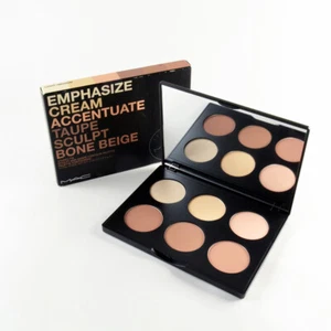 Mac Studio Fix Sculpt & Shape Contour Palette LIGHT/MEDIUM - 14.4 g / 0.50 Oz. - Picture 1 of 1