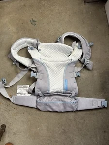 Infantino Stay cool 4-in-1 Convertible Carrier - Picture 1 of 6