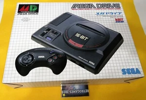 SEGA MEGADRIVE PRIMER MODELO EN CAJA TARJETA DE REGISTRO SERIE - Imagen 1 de 6