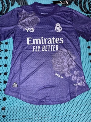 Camiseta/Kit Real Madrid Morado Y-3 23/24 Edición Especial (Mediano) Foto 1 de 3