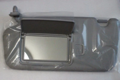 Left Sunvisor Sunshade with Mirror for 2007-2012 KIA Rondo / Carens (GRAY) - Image 1 of 3