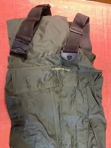Glacier Glove Lightweight Footed Fishing Waders PVC Coated Nylon ML Green Used - Picture 1 of 8