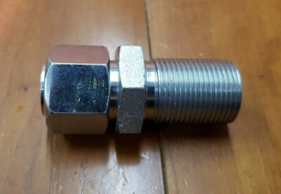 John Deere Original Equipment Adapter Fitting #38H1276 - Image 1 of 4