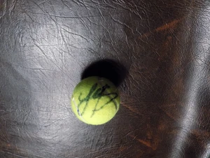 PELOTA DE TENIS PENN AUTOGRAFIADA POR GAEL MONFILS CON CERTIFICADO DE AUTENTICIDAD - Imagen 1 de 1