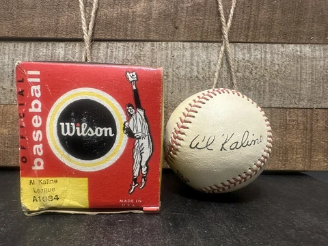 Wilson A 1084 Al Kaline league facsimilie autograph Vintage Baseball With Box Cover