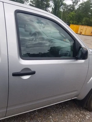 20 2020 NISSAN FRONTIER SV DOOR FRONT RIGHT PASSENGER SILVER CREW CAB Foto 1 de 4