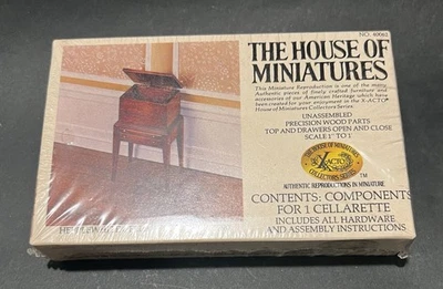 复古 House of Miniatures #40062 – Hepplewhite Cellarette 密封套件 — 第 1/4 张图片
