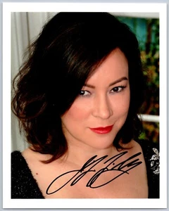 Jennifer Tilly Hand Signed 8 x 10 Inch Photo - Picture 1 of 2