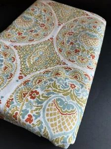 Cynthia Rowley Boho Tablecloth 60”x120” Muliticolor Paisley 100% Cotton Flaw - Picture 1 of 23