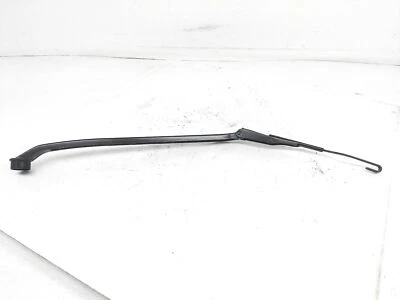 Brazo limpiaparabrisas pasajero delantero derecho Lexus GS350 2013-2020 85211-30790 Foto 1 de 4
