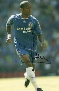 Florent Malouda signiertes Chelsea 12x8 Foto Echtheitszertifikat - Bild 1 von 1