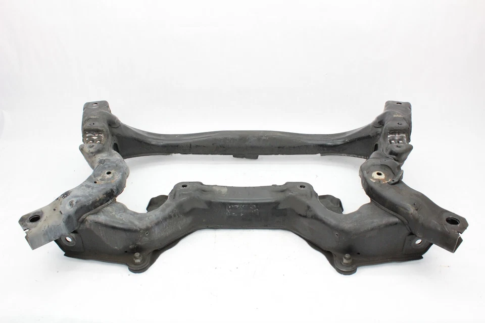 2006-2011 MERCEDES W219 CLS500 CLS550 FRONT LOWER SUBFRAME CROSSMEMBER OEM - Image 1 of 4
