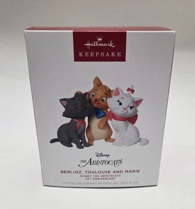 Hallmark Keepsake 2025 Disney The Aristocats Berlioz, Toulouse, And Marie - Picture 1 of 5