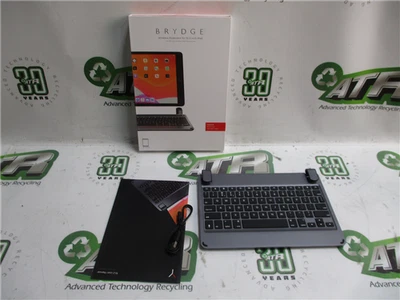 Brydge BRY80022 Bluetooth Keyboard for iPad 10.2 Space Gray Backlit Tested - Image 1 of 4