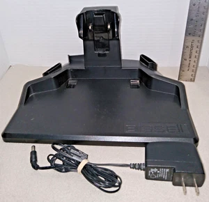 Bissell Bolt Pet 1954 Vacuum Cleaner Charger & Base Model 161036 USED WORKS - Picture 1 of 2