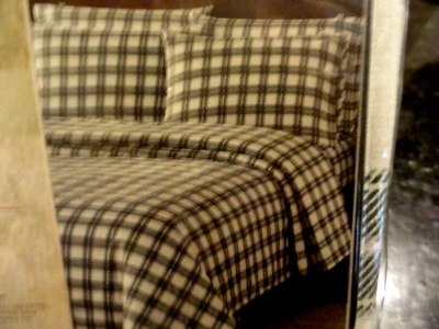 new Standard size Pillow Cases MOSSY OAK PLAID 20 x 30 inches green tan plaids - Image 1 of 4