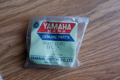 YAMAHA IT400 MX400 MX250 YZ 360 250 175 125 100 REAR SHOCK COLLAR 90387-12493 Foto 1 de 3