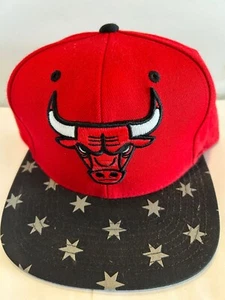 Chicago Bulls Mitchell & Ness Snapback Red with Stars Cap - Picture 1 of 10