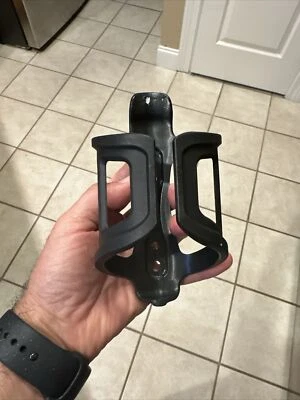 Evo Grapple Water Bottle Cage Black, Nylon Foto 1 de 4