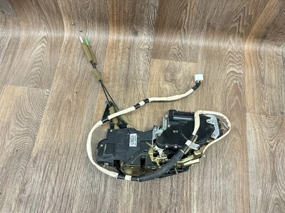 2001-06 雷克萨斯 LS430 发球杆前左门锁闩锁执行器易于软关闭 — 第 1/4 张图片