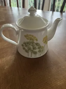 VILLEROY and BOCH Teapot and Lid- Beautiful quality- Made in Germany - Picture 1 of 5