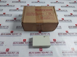 Carroll 51197005-100 8100-9396-02-D Idek Touch Screen HMI CTL Box for Honeywell - Picture 1 of 7