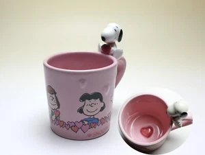 Peanuts Snoopy w Love Heart Sits on Handle Ceramic Mug Universal Studios Japan - Picture 1 of 11