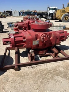 Shaffer Style 11” 10,000 Psi Single Bop - Picture 1 of 2