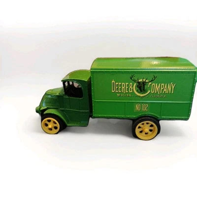 ERTL  John Deere 1926 Mack Bulldog Truck Die Cast Bank w/ key 5534 New in Box - Image 1 of 2