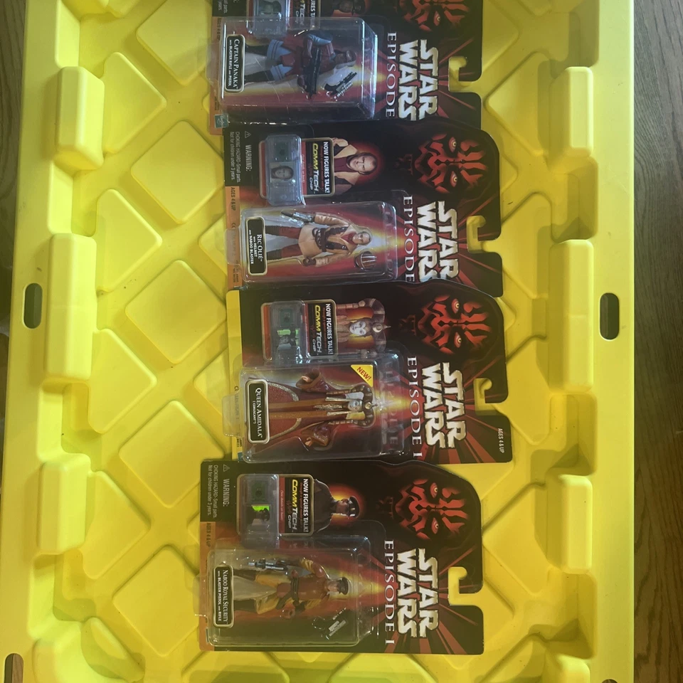 Naboo 动作无花果套装 Panaka、Ric Olie、Queen Amidala、Naboo Security  — 第 1/4 张图片