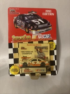 Racing Champions #7 Alan Kulwicki 1992 NASCAR Champion Hooters Ford 1993 Edition - Picture 1 of 3